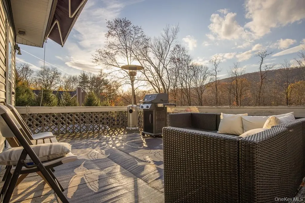 55 Spook Rock Road Suffern NY 10901