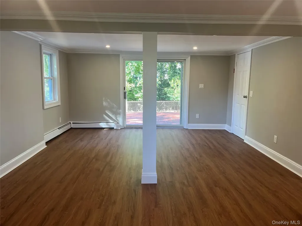 26 Hanover Place Smithtown NY 11787