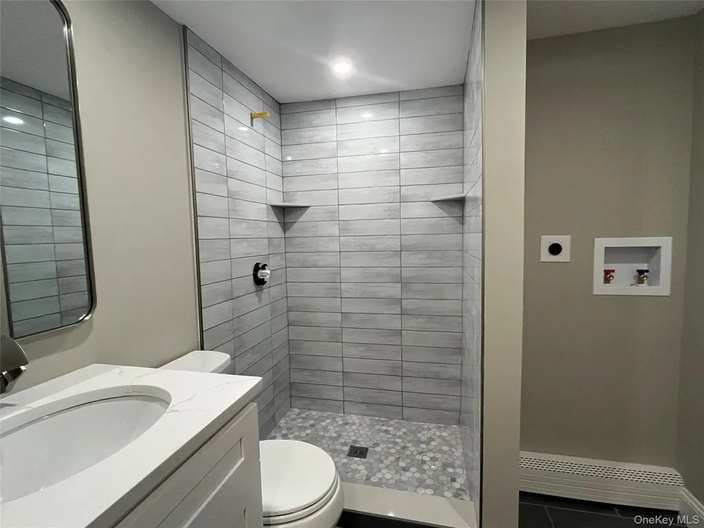 26 Hanover Place Smithtown NY 11787