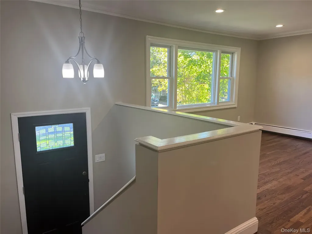 26 Hanover Place Smithtown NY 11787
