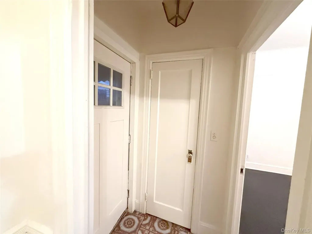 8818 Avenue A Brooklyn NY 11236