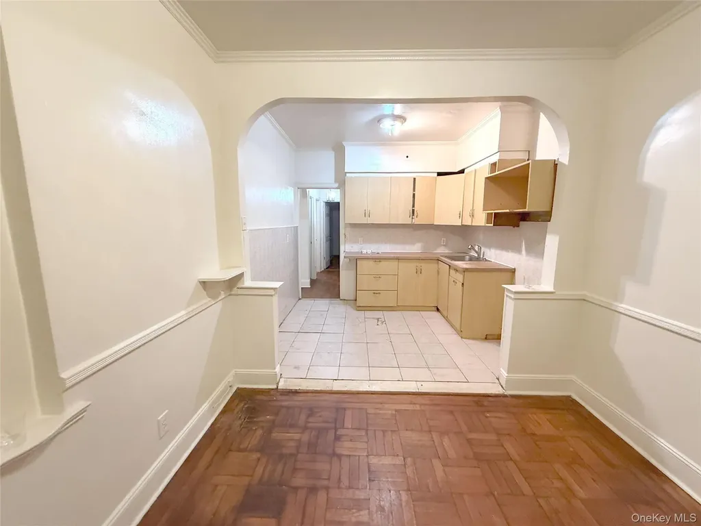 8818 Avenue A Brooklyn NY 11236