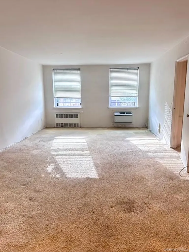 120 Horton Highway Mineola NY 11501