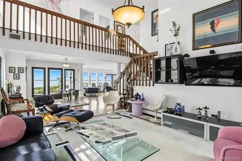 27 Mohring Bay Court Bayville NY 11709