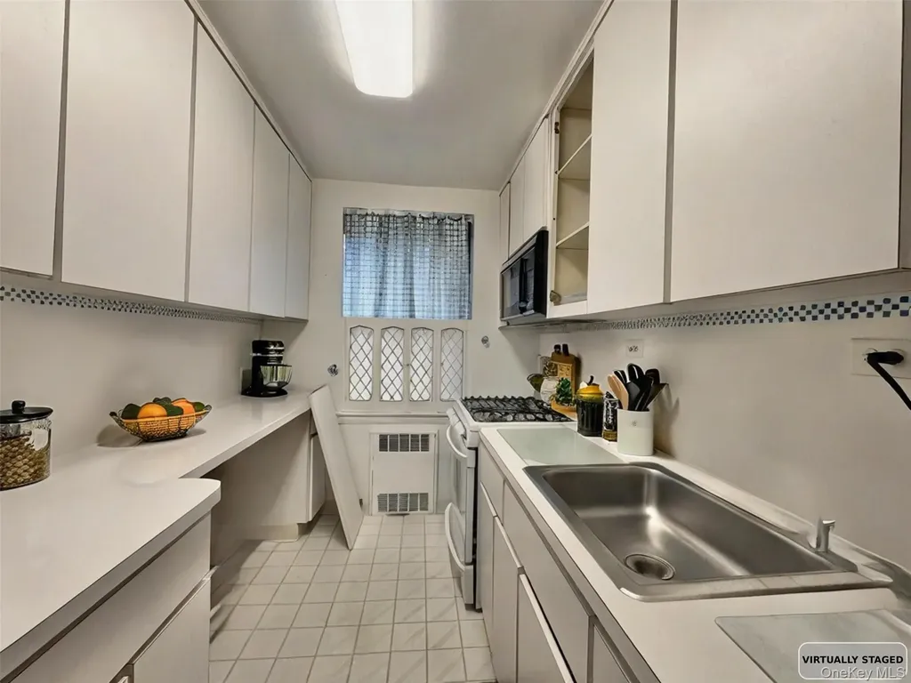140-14 28th Road Flushing NY 11354