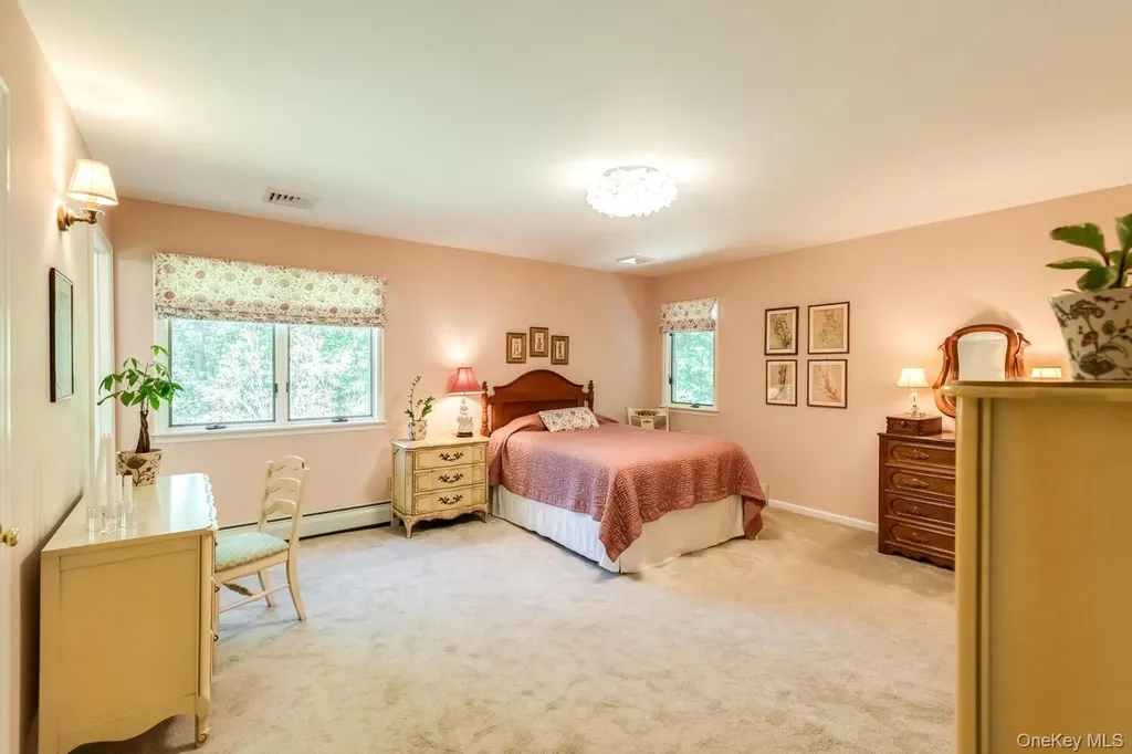 10 Glen View Drive Red Hook NY 12571