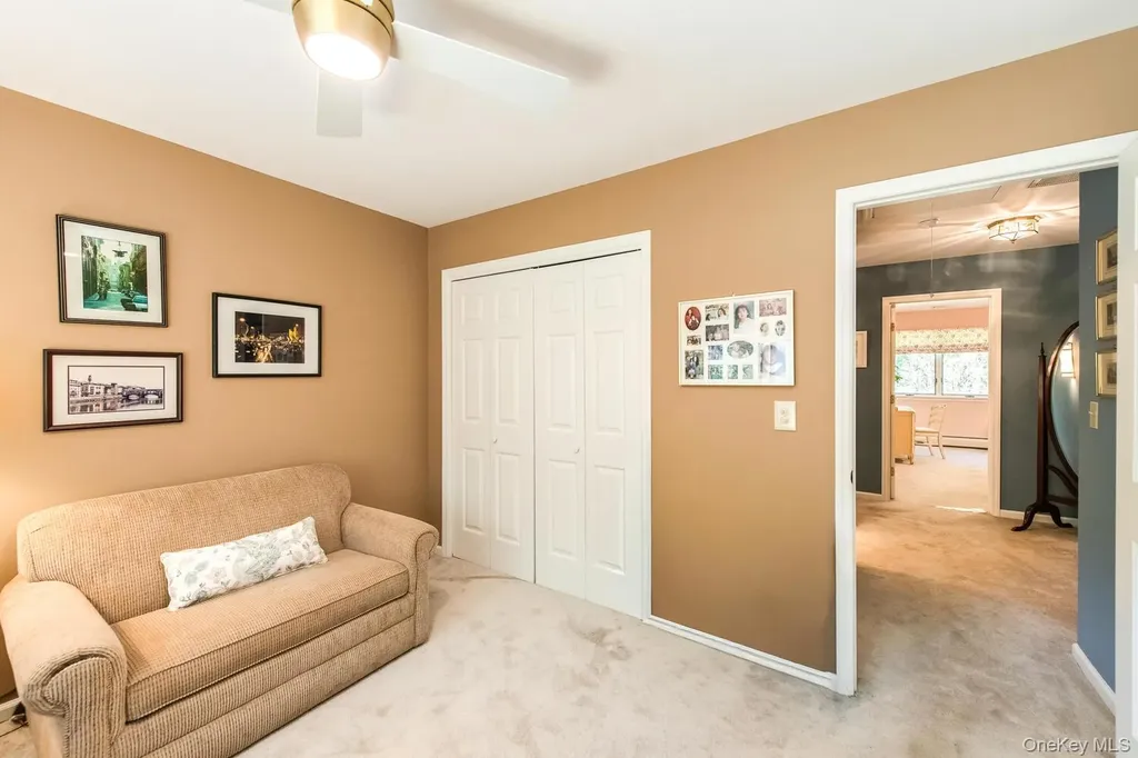 10 Glen View Drive Red Hook NY 12571