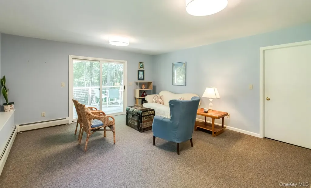 10 Glen View Drive Red Hook NY 12571