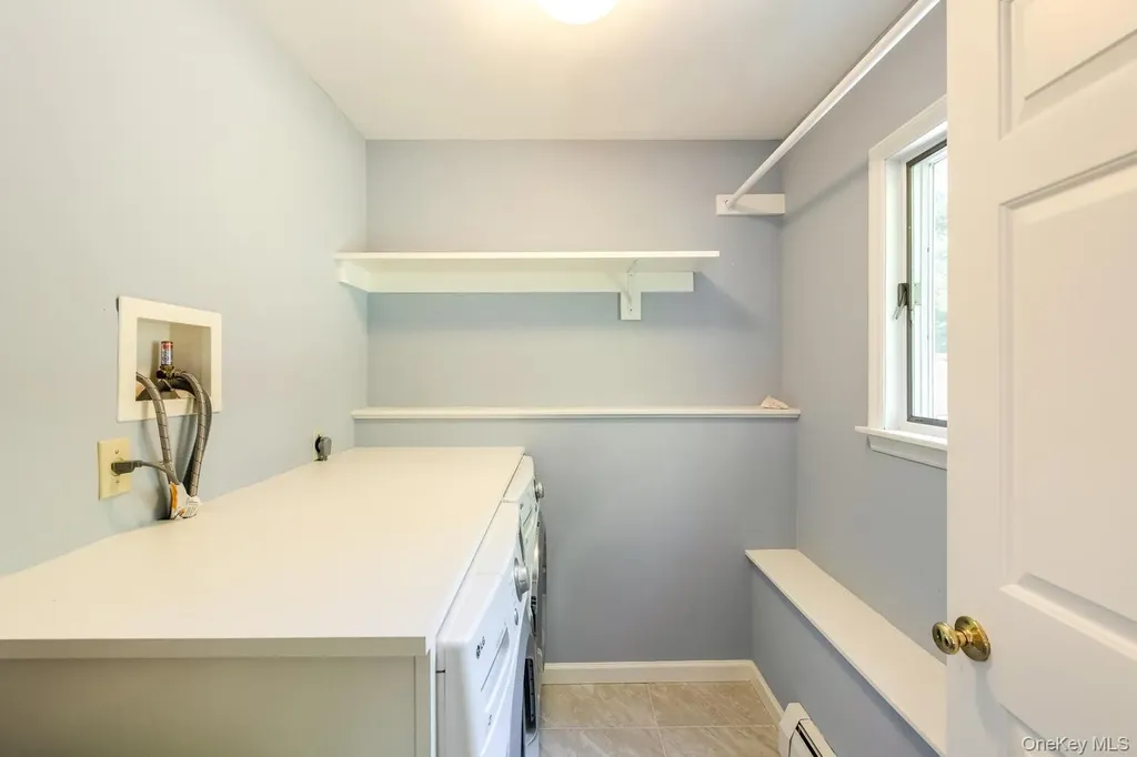 10 Glen View Drive Red Hook NY 12571