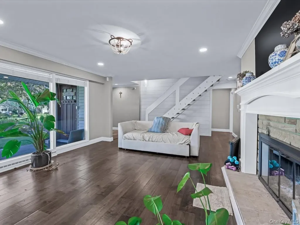 28 S Pinelake Drive Patchogue NY 11772