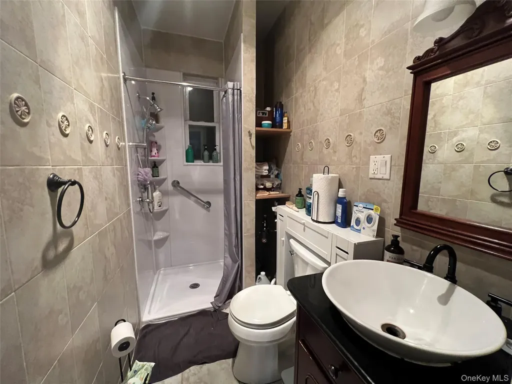 278 Ashford Street Brooklyn NY 11207