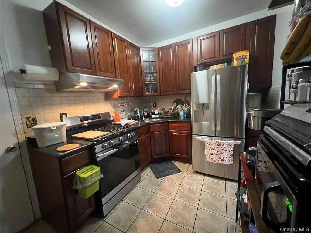 278 Ashford Street Brooklyn NY 11207