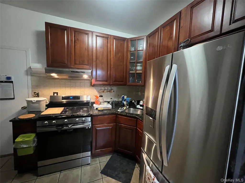 278 Ashford Street Brooklyn NY 11207