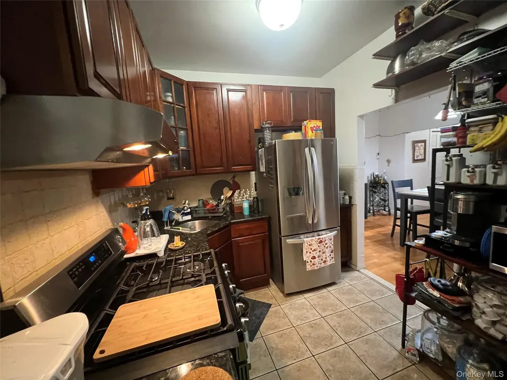 278 Ashford Street Brooklyn NY 11207