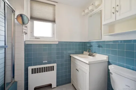 669 Seaman Avenue Baldwin NY 11510