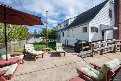 669 Seaman Avenue Baldwin NY 11510