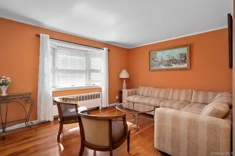 669 Seaman Avenue Baldwin NY 11510