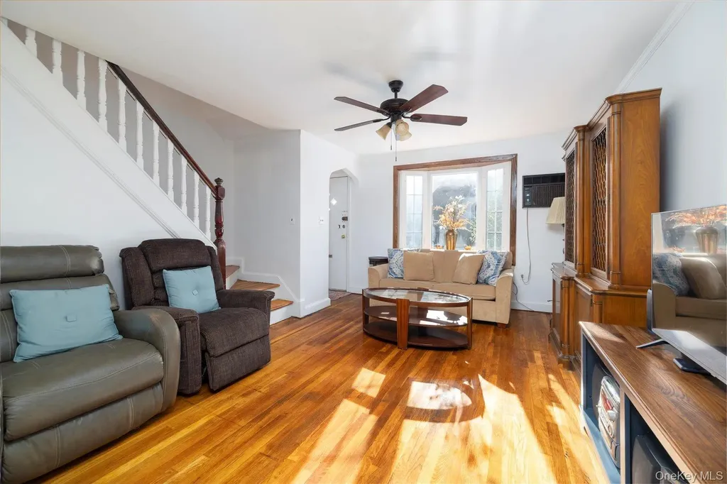 2068 28th Street Astoria NY 11105