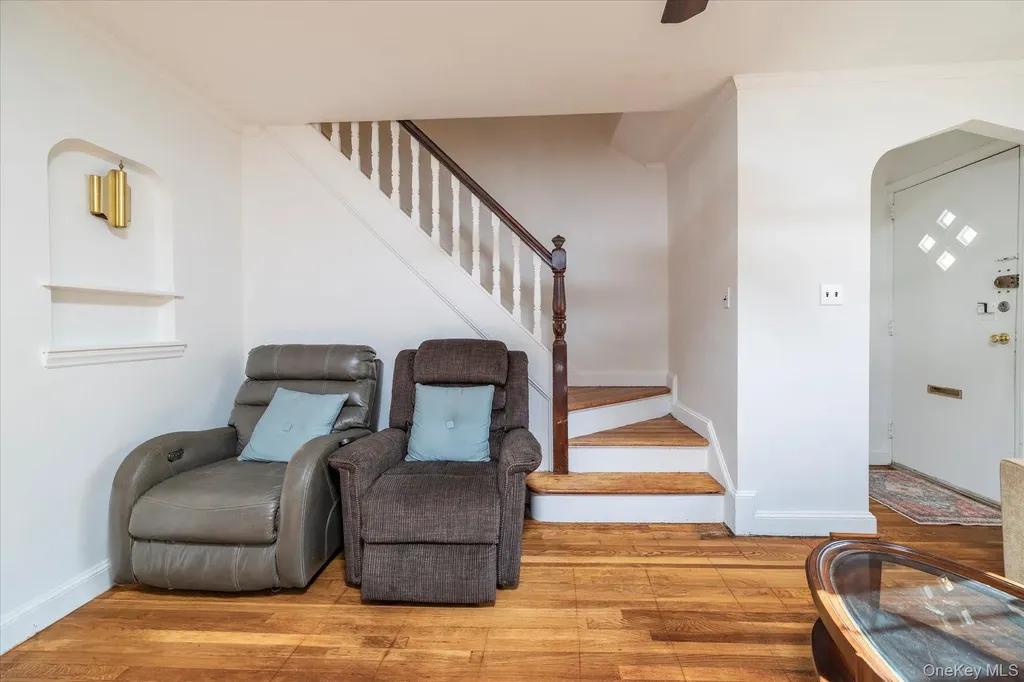 2068 28th Street Astoria NY 11105