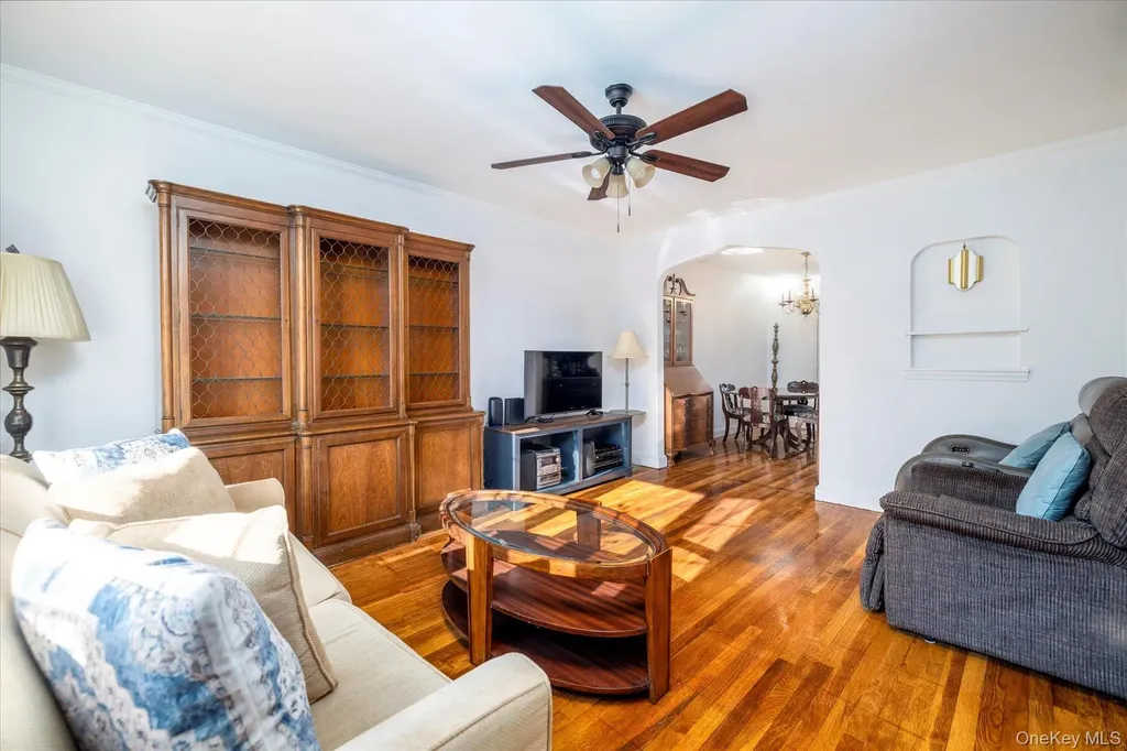 2068 28th Street Astoria NY 11105