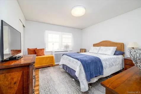 2068 28th Street Astoria NY 11105