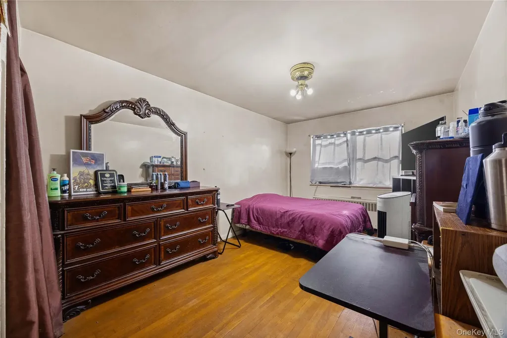 1815 Mahan Avenue Bronx NY 10461