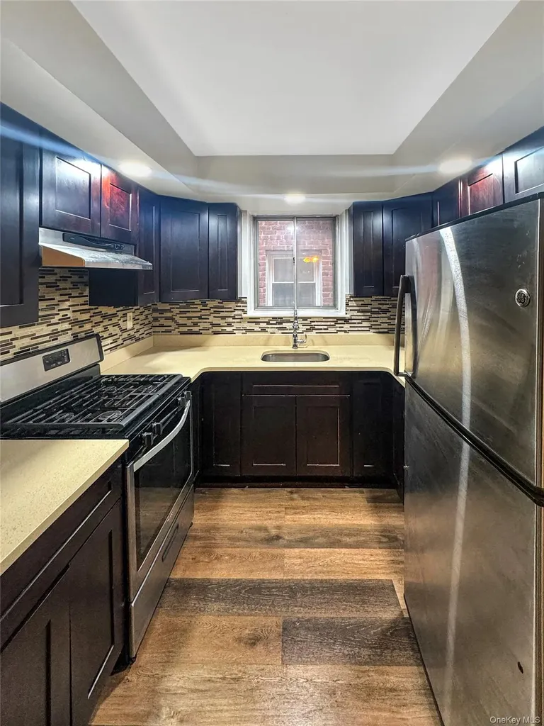 1815 Mahan Avenue Bronx NY 10461