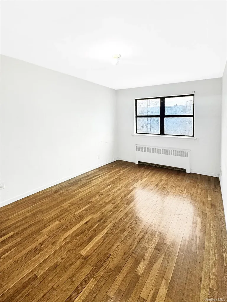 1815 Mahan Avenue Bronx NY 10461