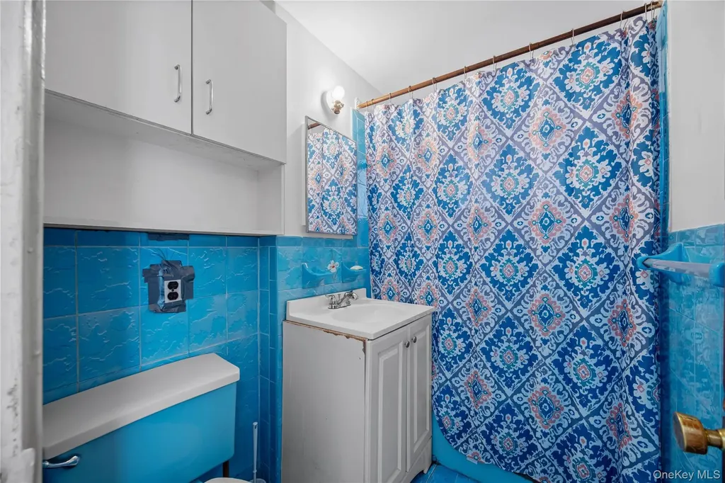 1815 Mahan Avenue Bronx NY 10461