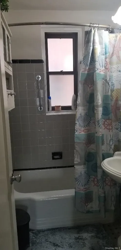 2140 Knapp Street Brooklyn NY 11229