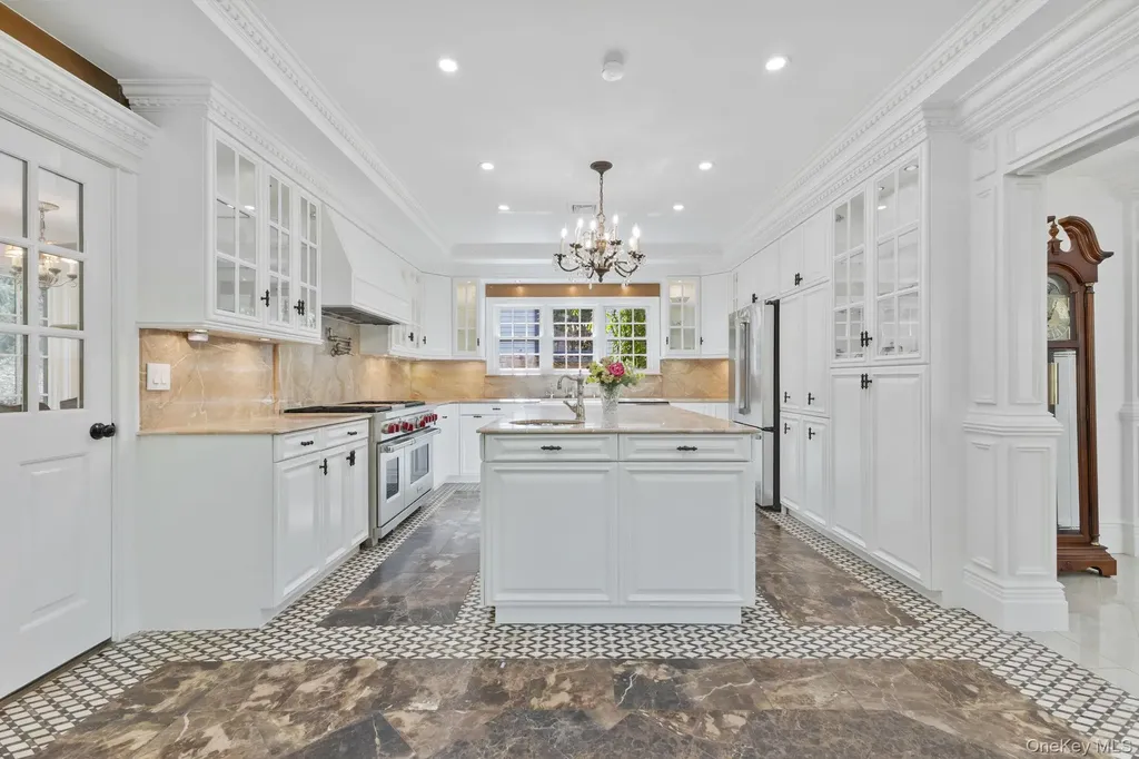 675 Quaker Road Chappaqua NY 10514