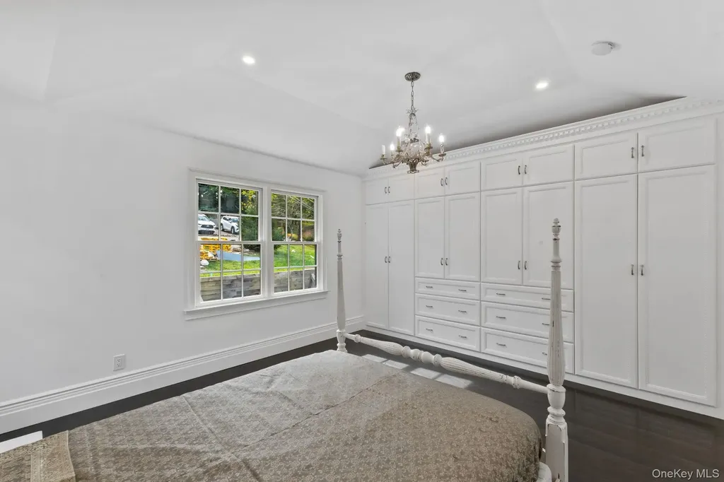 675 Quaker Road Chappaqua NY 10514