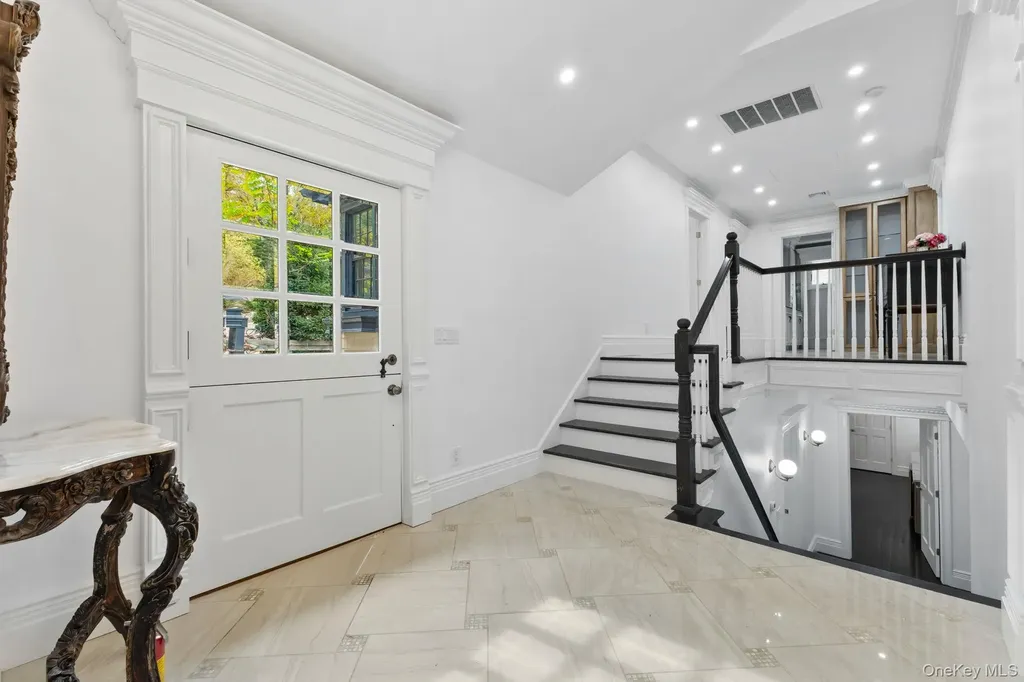 675 Quaker Road Chappaqua NY 10514