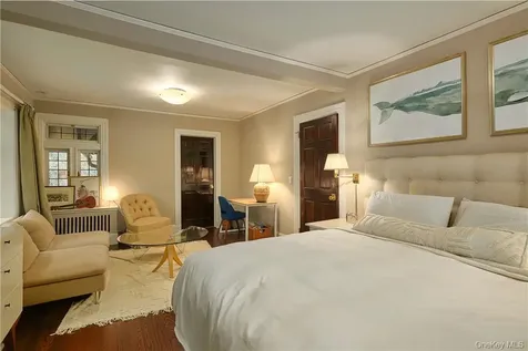 8 Old Park Road Tuxedo Park NY 10987