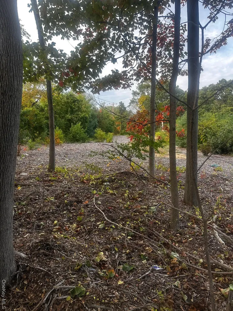 0 Joshuas Path Central Islip NY 11722
