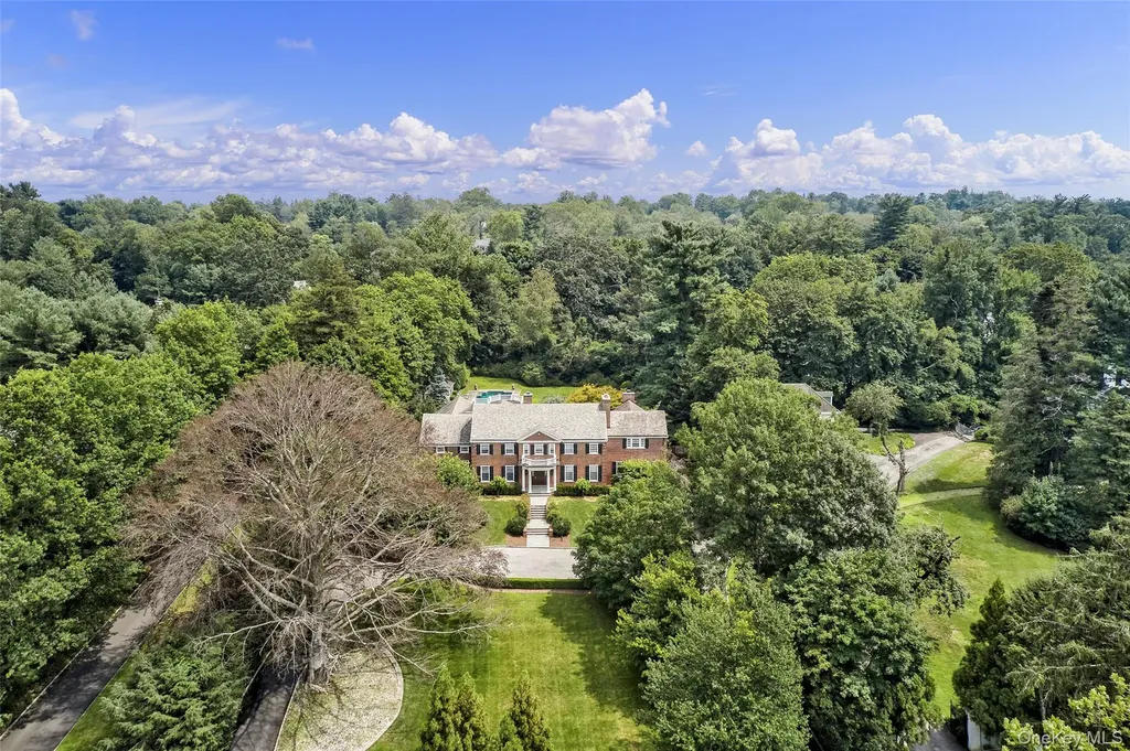 8 Cooper Road Scarsdale NY 10583