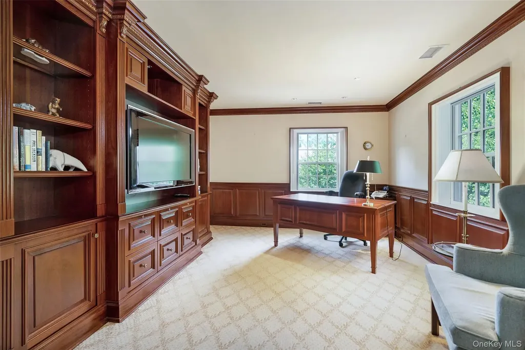 8 Cooper Road Scarsdale NY 10583