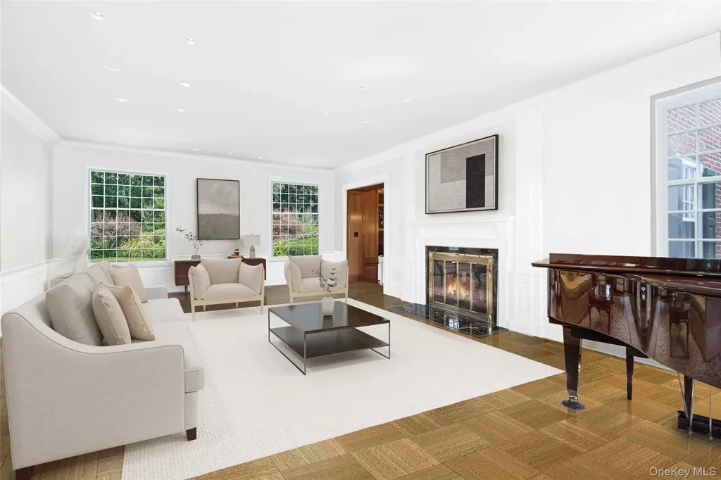 8 Cooper Road Scarsdale NY 10583