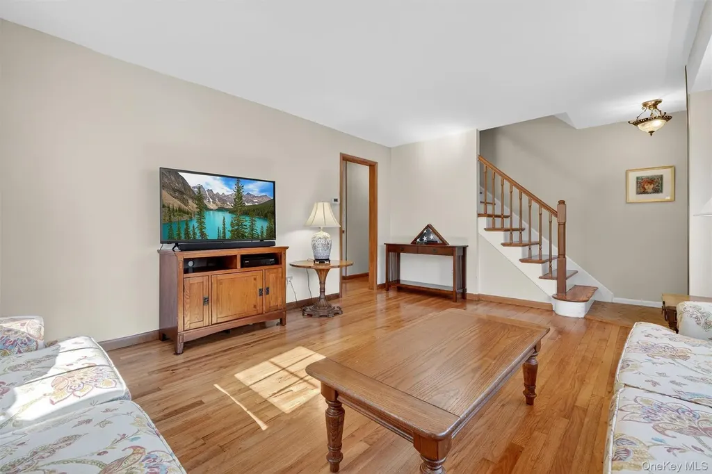 24 Beverly Road Mount Kisco NY 10549