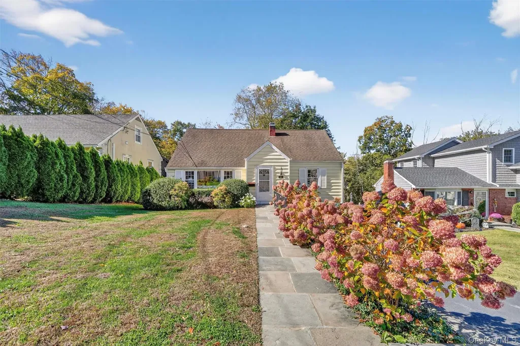 24 Beverly Road Mount Kisco NY 10549