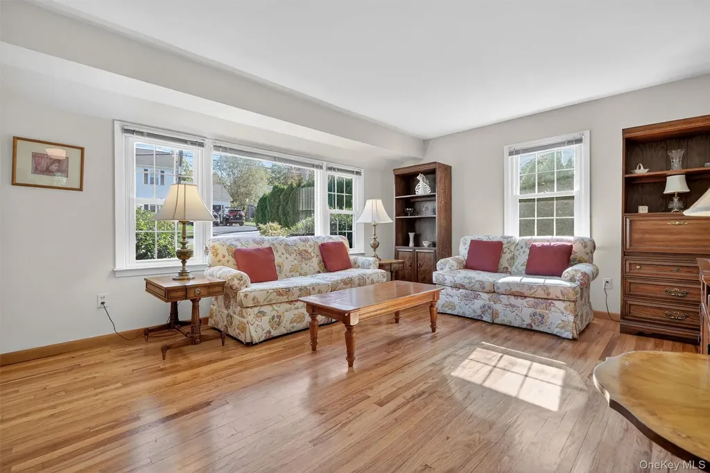24 Beverly Road Mount Kisco NY 10549