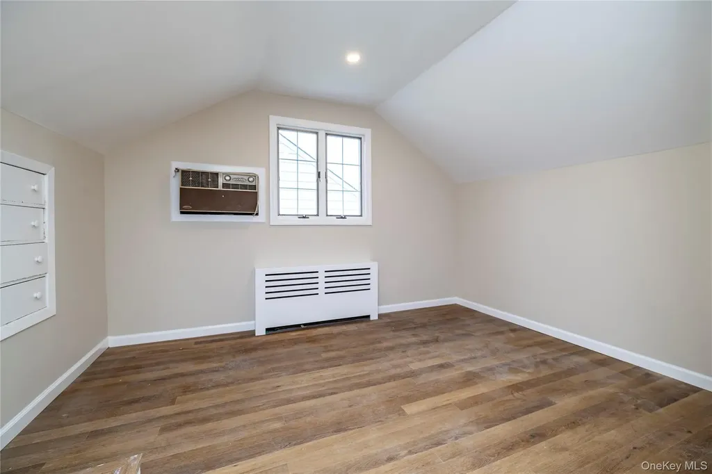 485 Farm Ranch Road W Bethpage NY 11714