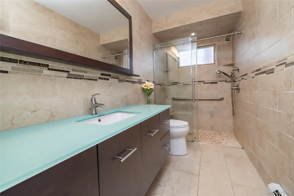 485 Farm Ranch Road W Bethpage NY 11714