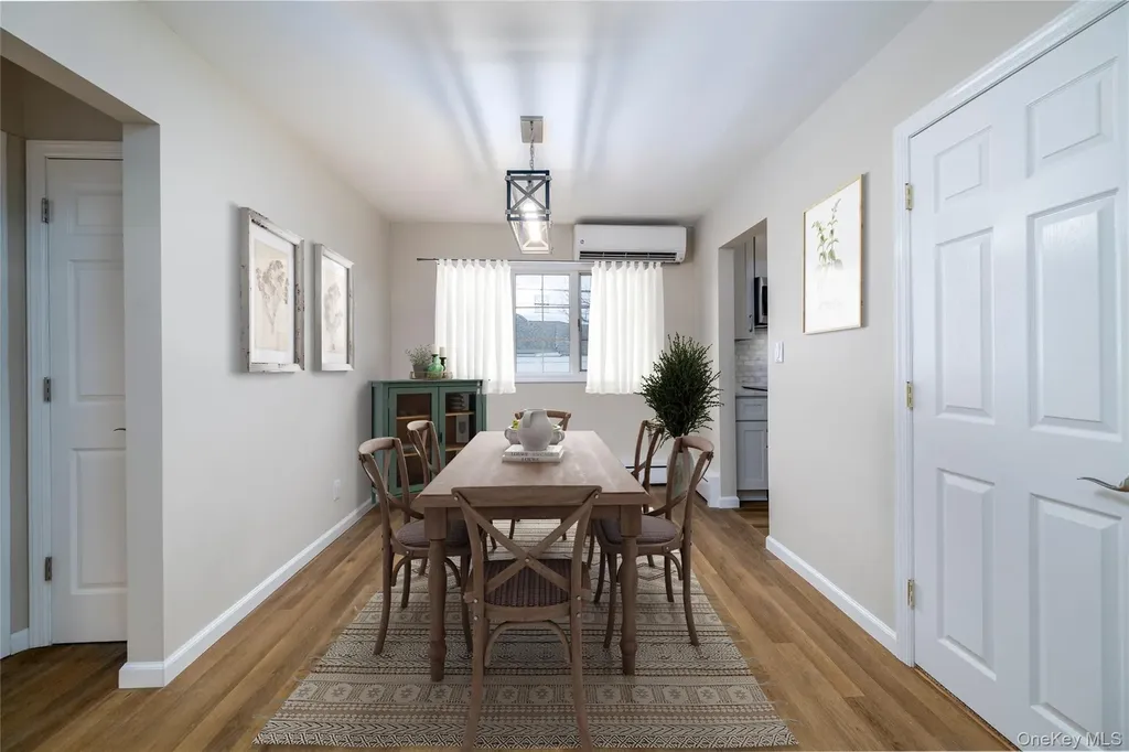 485 Farm Ranch Road W Bethpage NY 11714