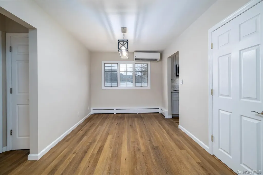 485 Farm Ranch Road W Bethpage NY 11714
