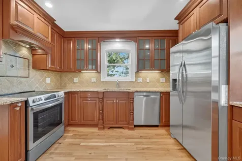 13 Yates Avenue Ossining NY 10562