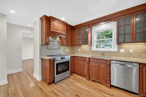 13 Yates Avenue Ossining NY 10562