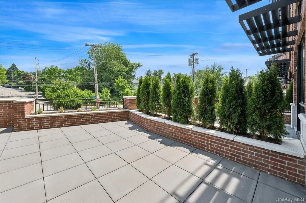172 E Prospect Avenue Mamaroneck NY 10543
