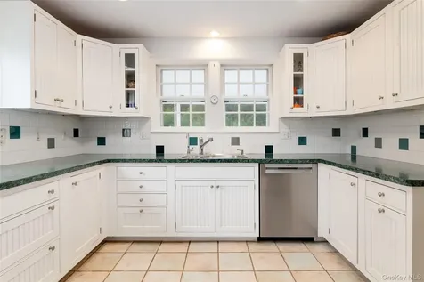 21 Braxmar Drive S Harrison NY 10528