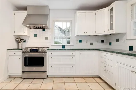 21 Braxmar Drive S Harrison NY 10528